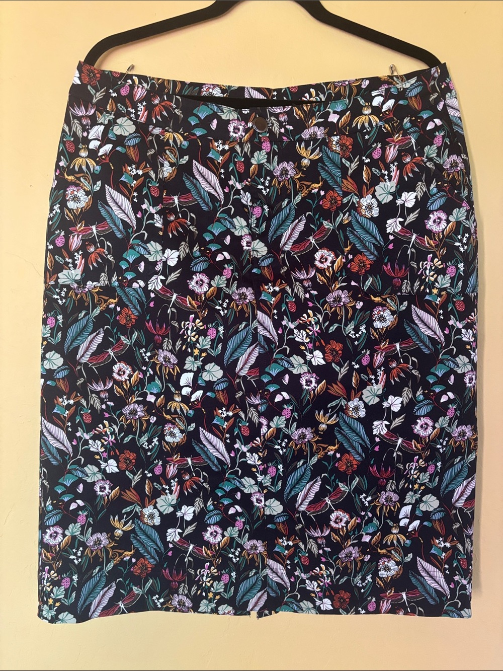 Floral Print Pencil Skirt - Black Multi